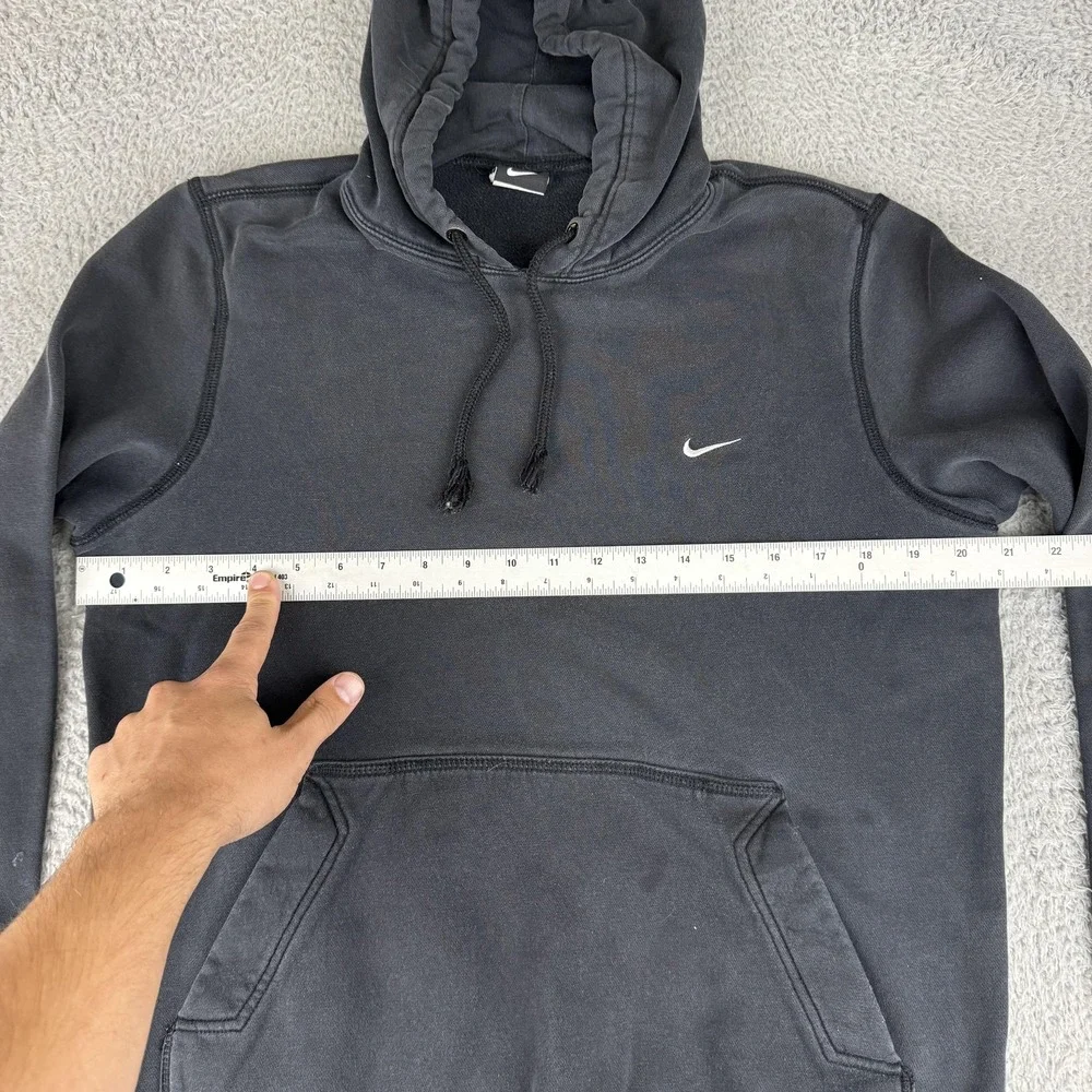 Nike Hoodie Mens Medium Black Pullover Solid‎ Swoosh Logo Hooded Sweatshirt